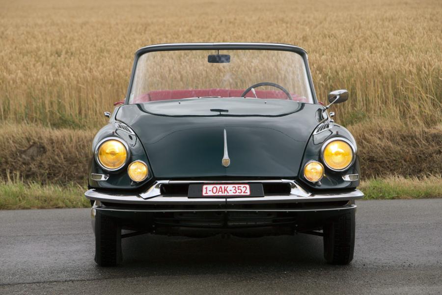  Citroen DS 19 Cabriolet Pre-Serie par Chapron 1960 года  (фото 11 из 12)